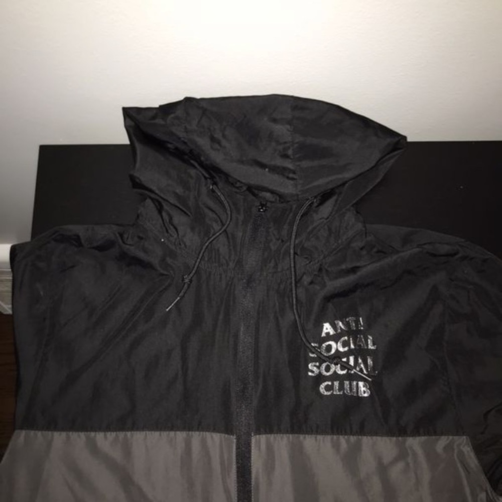 Reflective lettering AASC windbreaker . Size Large